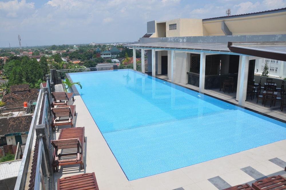 Pandanaran Hotel Semarang Eksteriør billede